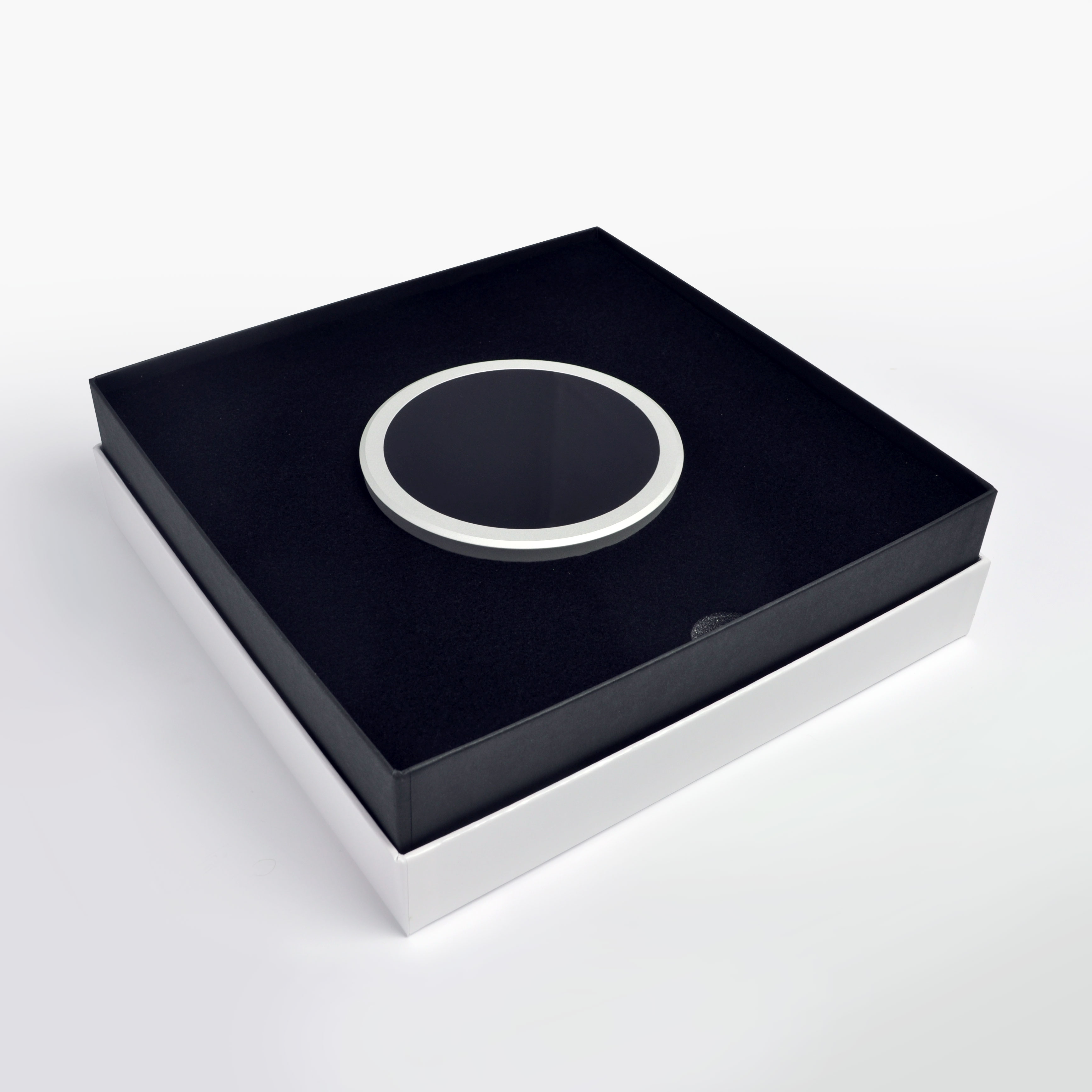 Thiết bị đồng bộ cộng hưởng Nordost QPOINT